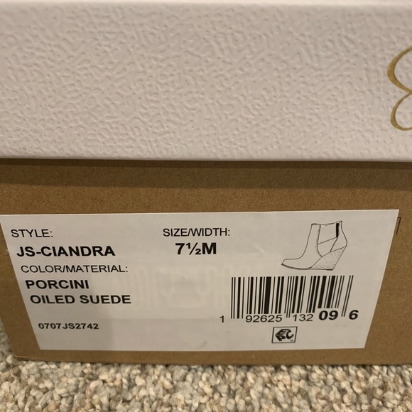 jessica simpson ciandra wedge booties